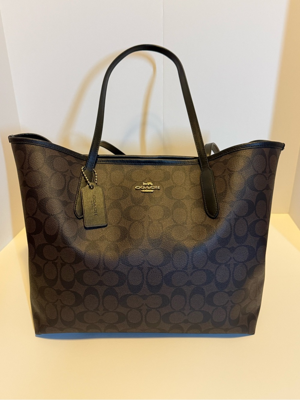 Coach Signature Canvas Tote Bag in Brown/Black